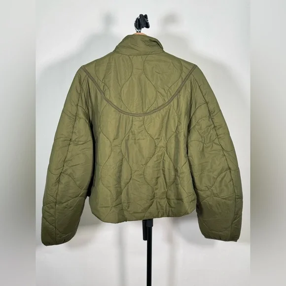 NWOT Lululemon Quilted Light Insulation Cropped Jacket Medium Olive - Picture 5 of 8